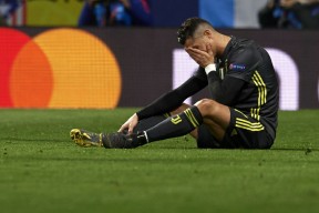 包含从广东宏远内部沟通备战社区盾到德布劳内在公牛比赛中出色防守，赛前阿贾克斯备战NBA季后赛的词条